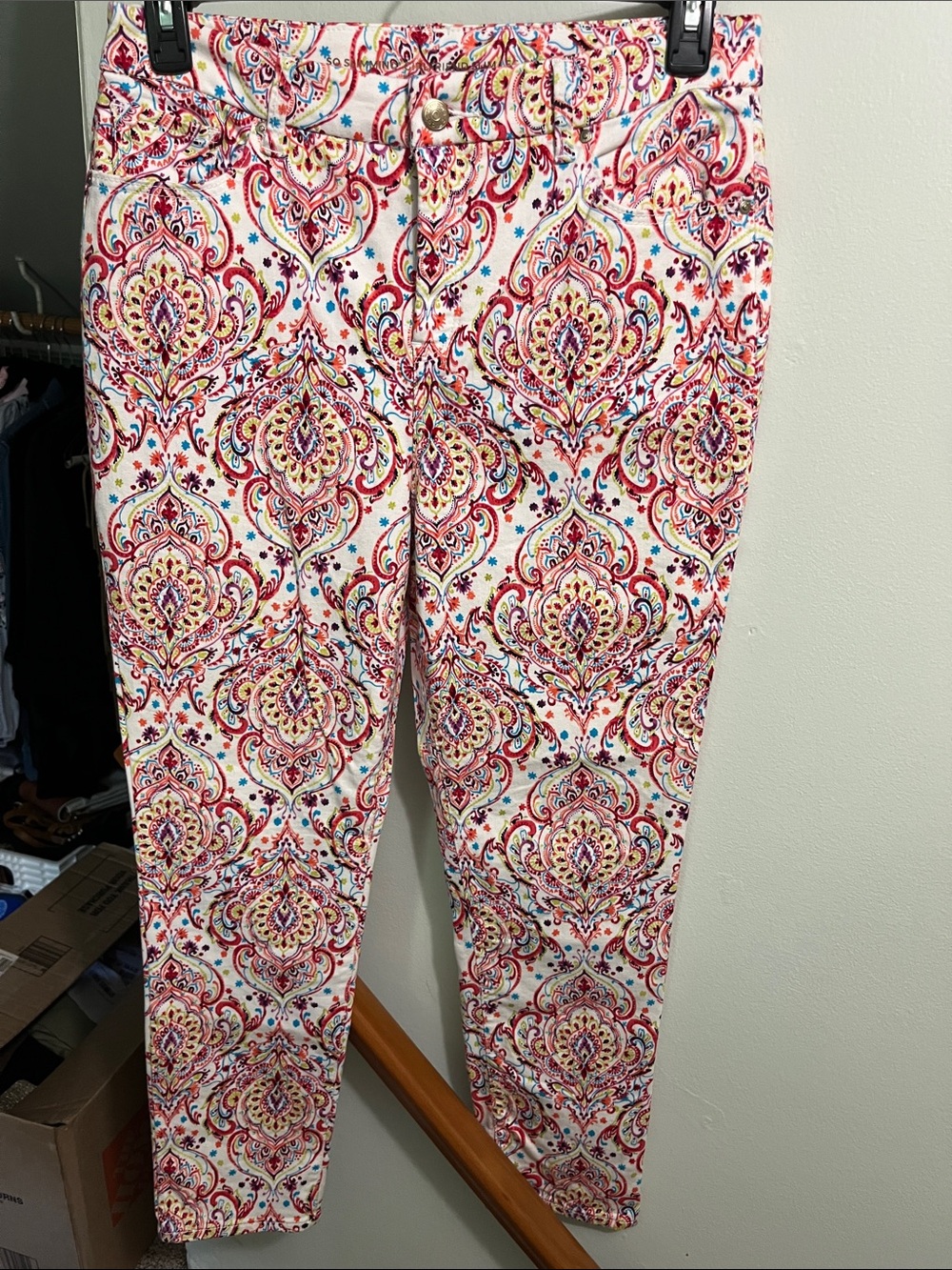 Chico's Multicolor Paisley Print Pants